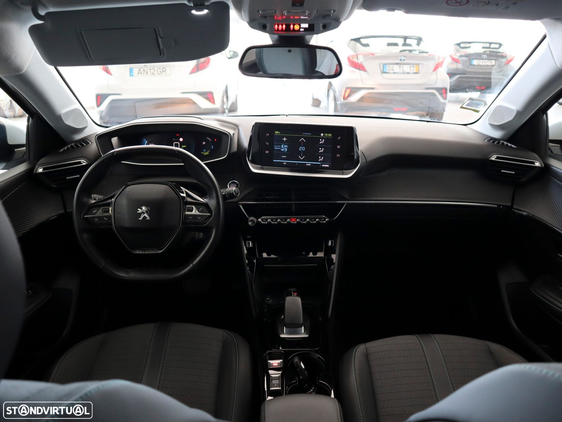 Peugeot e-208 - 20