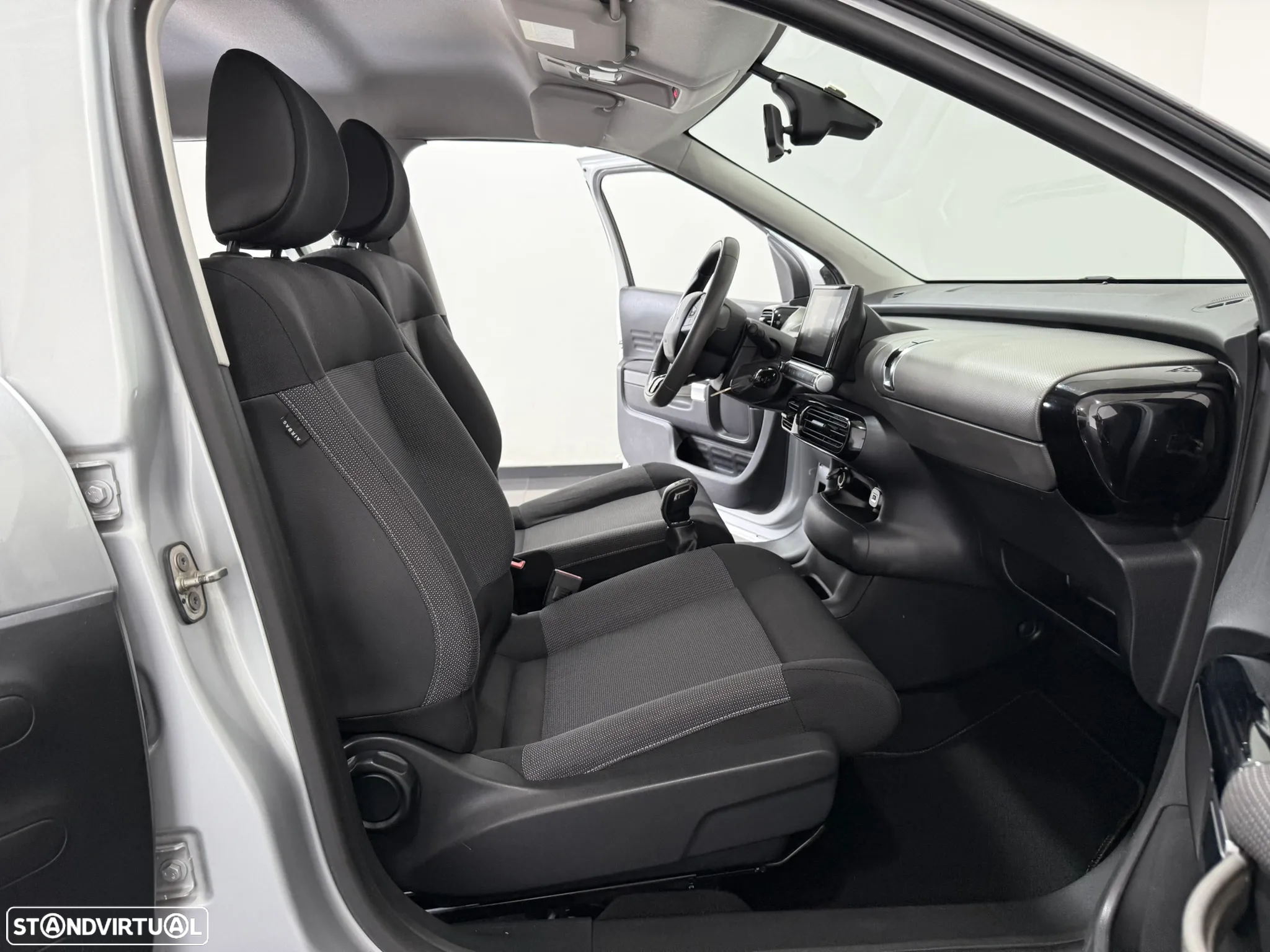 Citroën C4 Cactus 1.2 PureTech Shine - 32