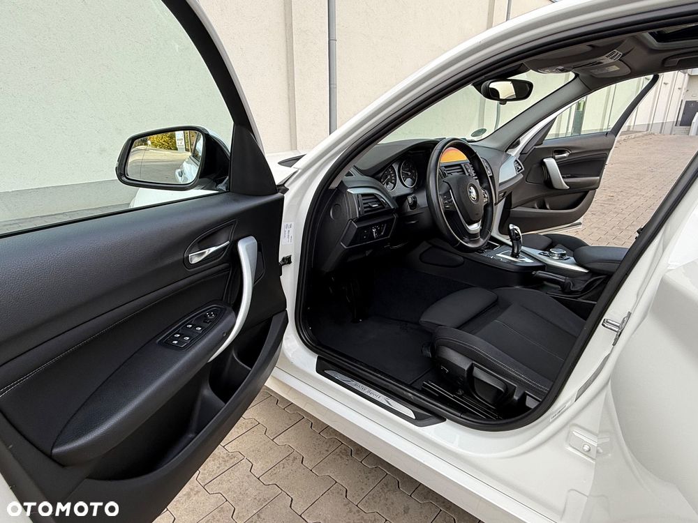 BMW Seria 1 118d Sport Line - 22