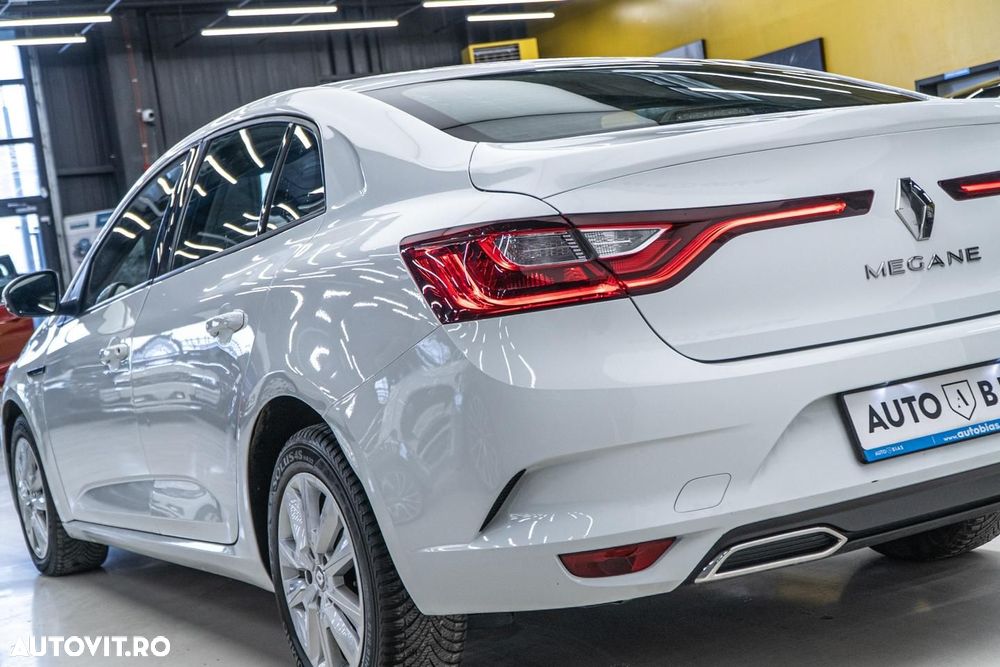 Renault Megane BLUE dCi 115 INTENS - 29