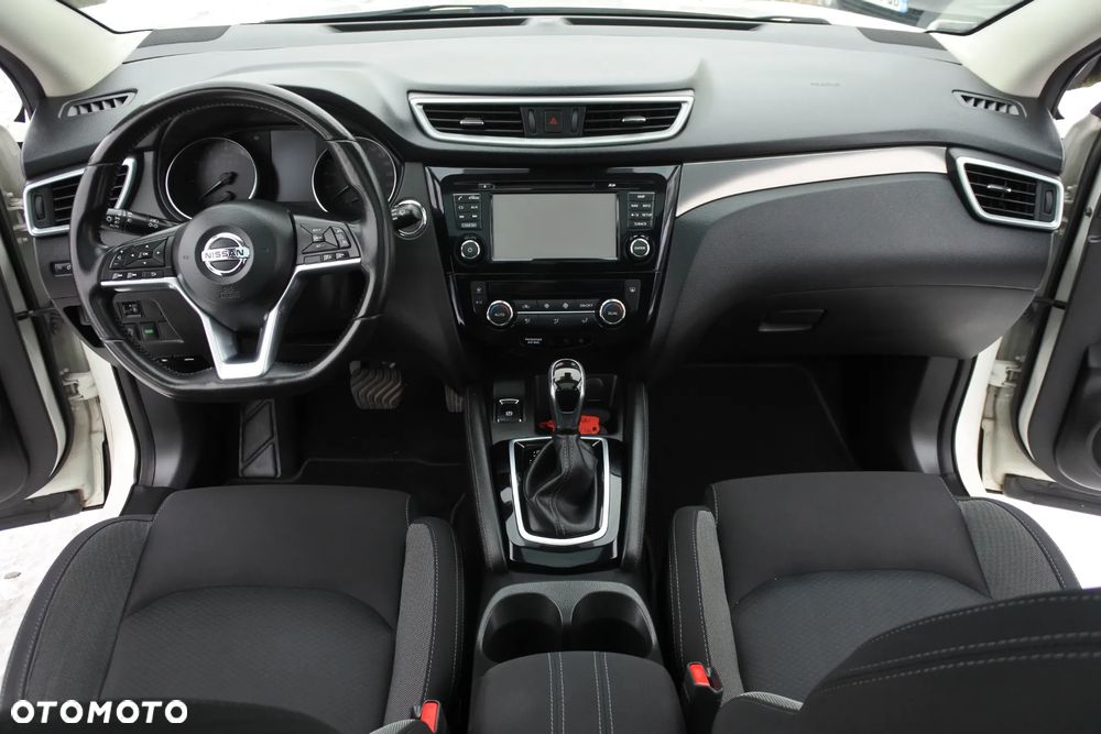 Nissan Qashqai 1.2 DIG-T Xtronic TEKNA - 16