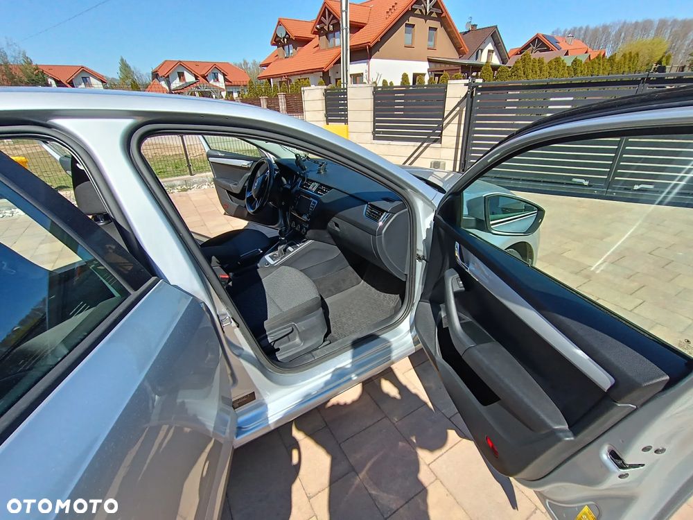 Skoda Octavia 1.4 TSI Ambition - 19