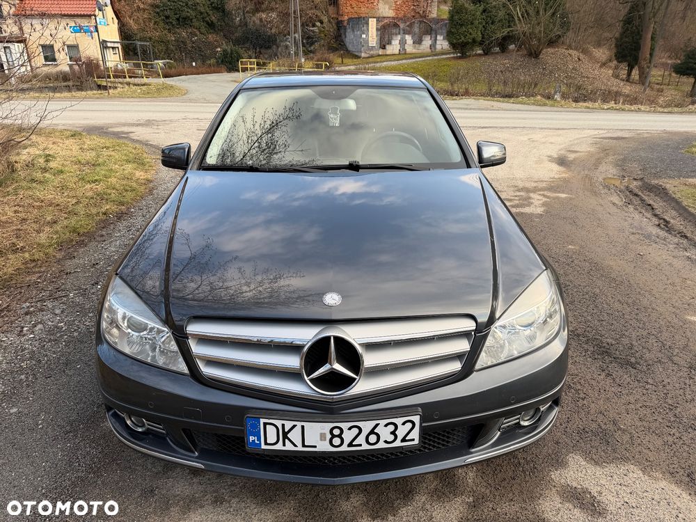 Mercedes-Benz Klasa C 200 CGI Automatik BlueEFFICIENCY Avantgarde - 1