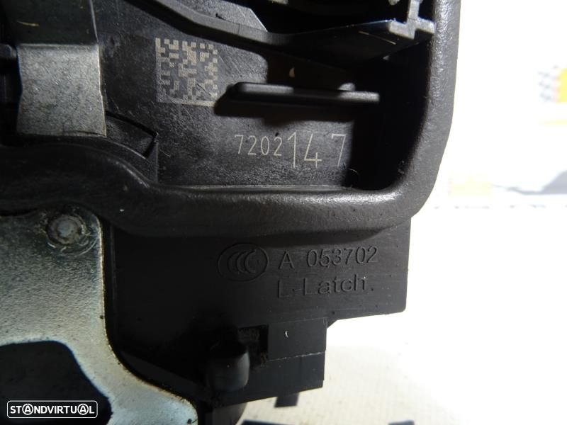 Fecho Da Porta Trás Esquerda Bmw 1 (F20)  7202147 / A 053702 - 7