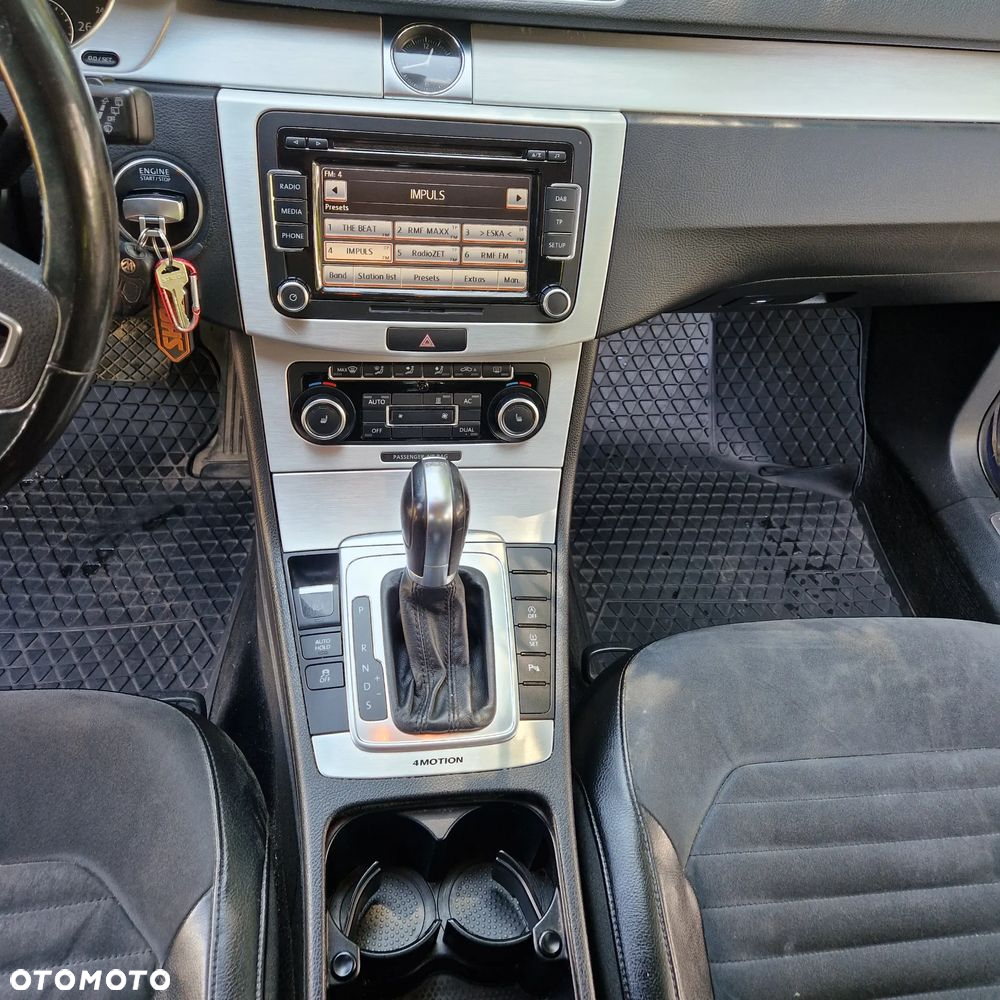 Volkswagen Passat 2.0 TDI 4Mot Highline DSG - 18