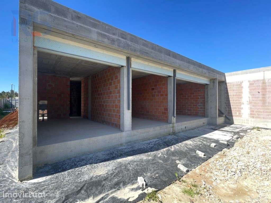 Moradia T3 Térrea - Grande imagem: 2/27