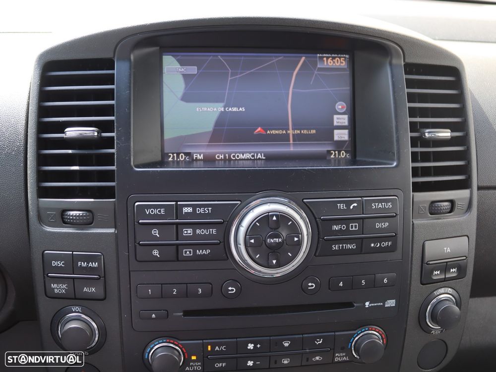 Nissan Navara 3.0 dCi V6 CD LE AT 4WD - 30