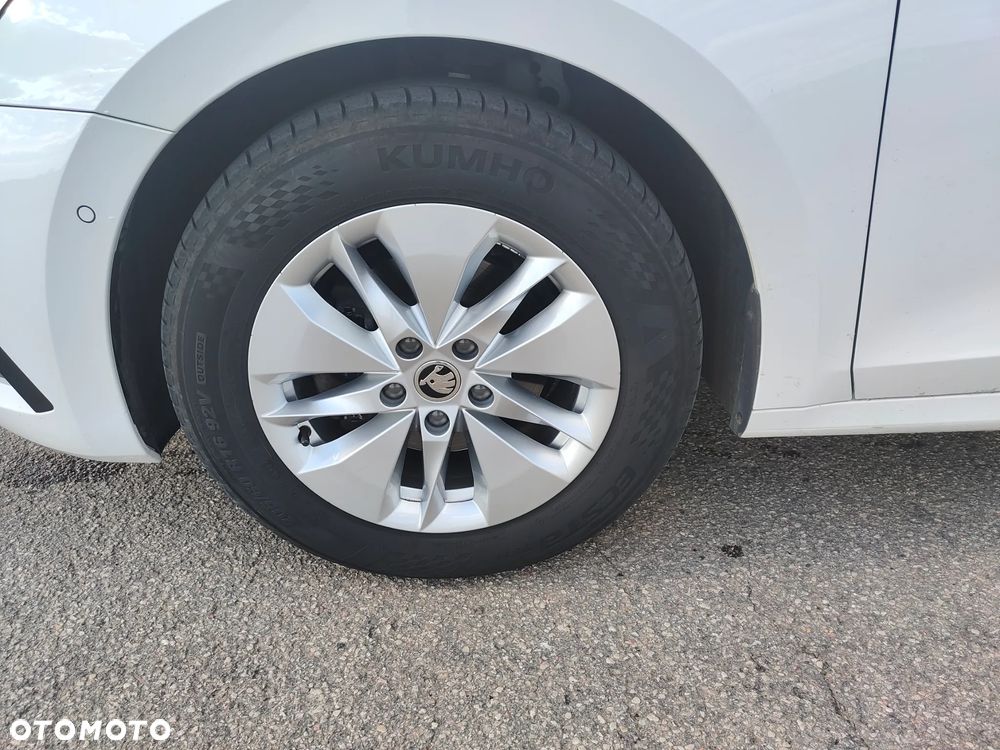 Skoda Octavia 2.0 TDI DSG Style - 5