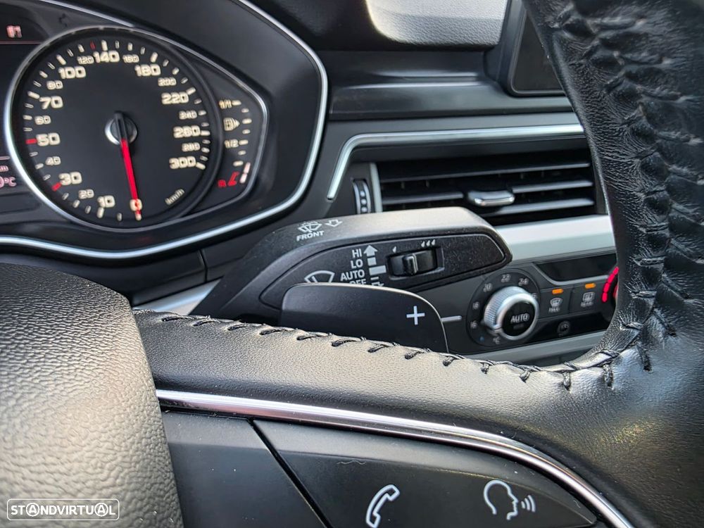 Audi A4 2.0 TDI Advance S tronic - 20