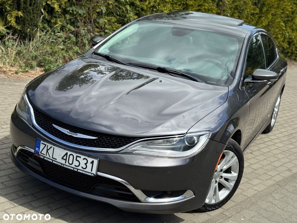 Chrysler 200 - 16