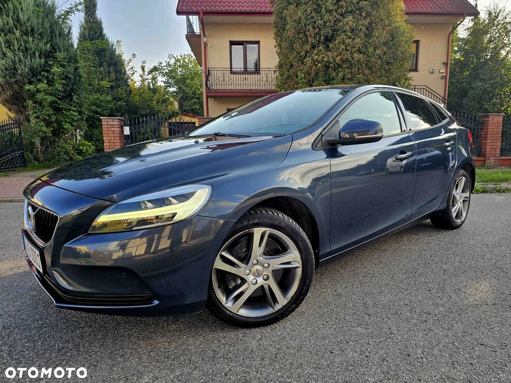 Volvo V40 D4 Geartronic Summum - 2