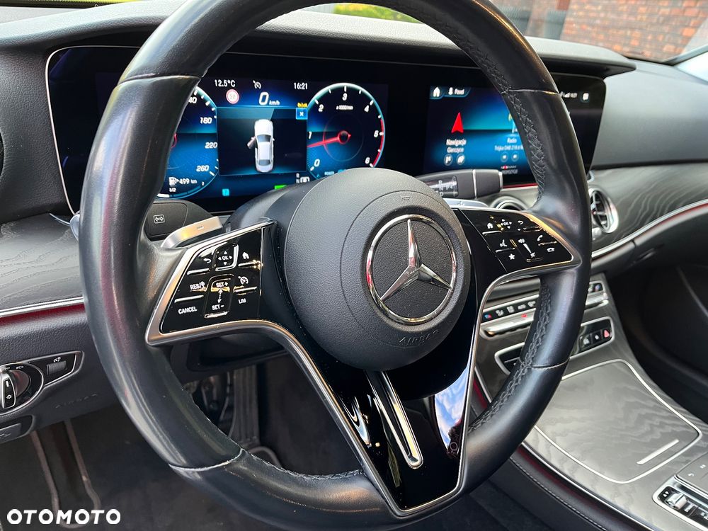 Mercedes-Benz Klasa E 220 d 4-Matic Avantgarde - 16