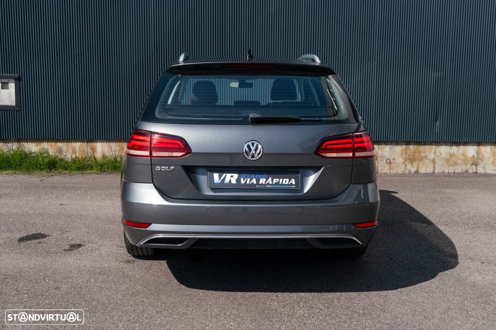 VW Golf 1.6 TDI Confortline - 6