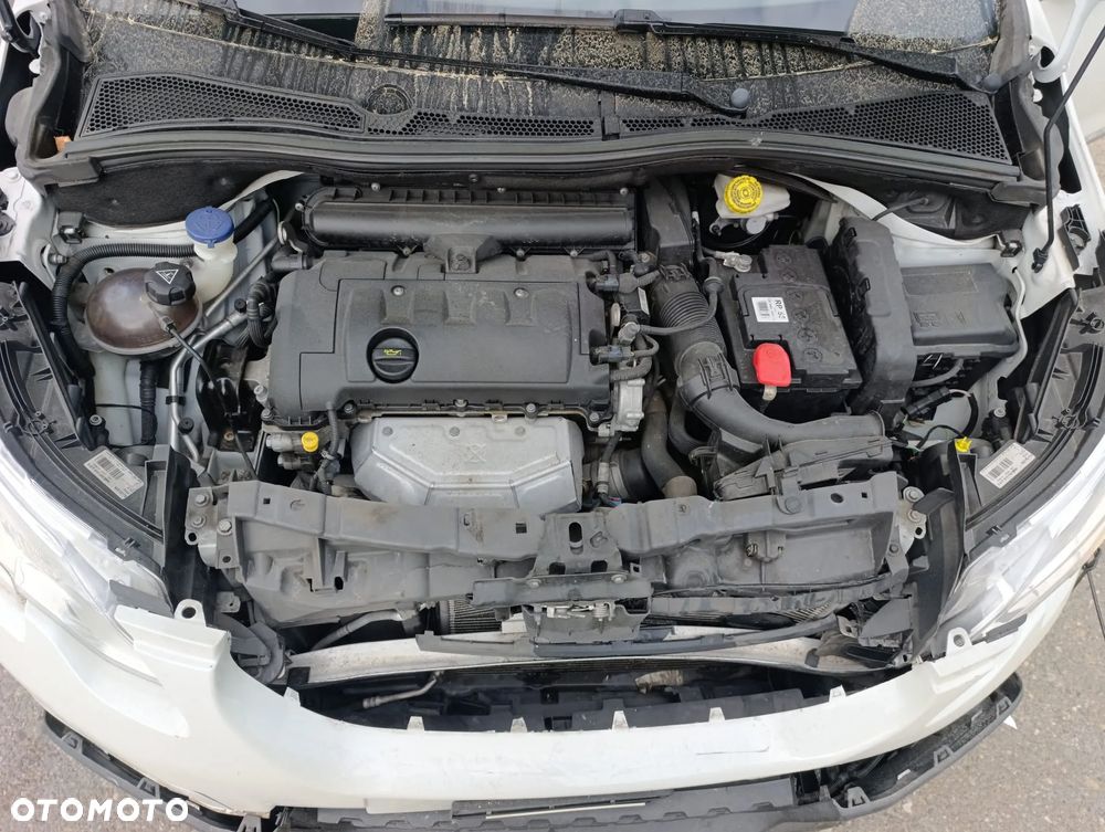 Peugeot 2008 120 VTI Automatik Active - 7