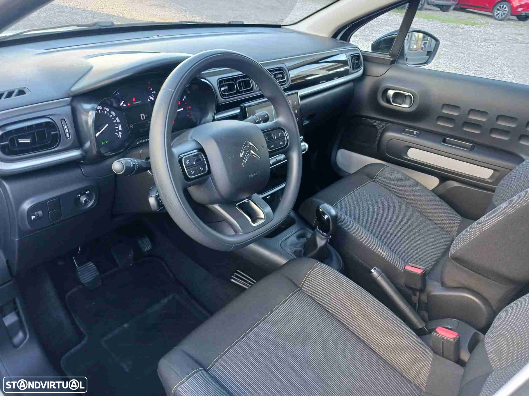 Citroën C3 1.2 PureTech Plus - 9