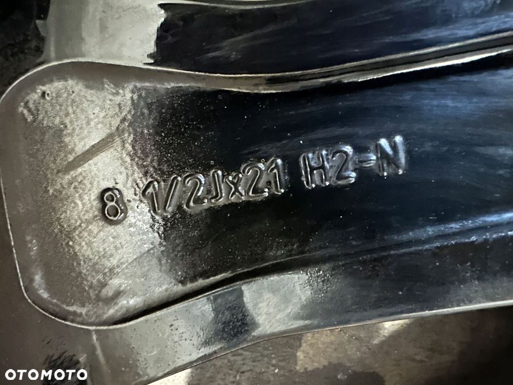 Felga Alu Volvo 21 ET 49,5 8,5j 32271569 1szt - 7