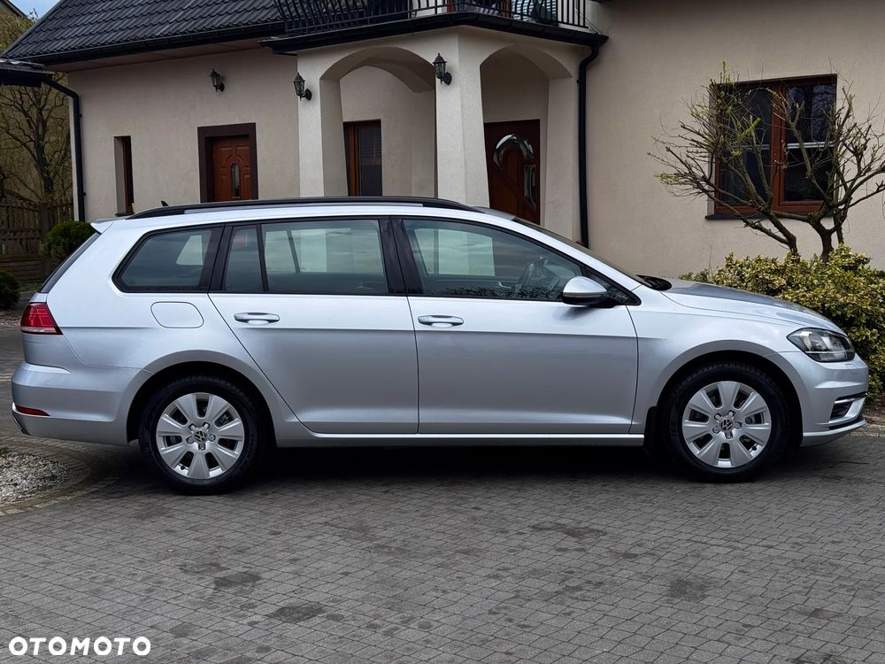 Volkswagen Golf 1.6 TDI BMT Comfortline - 8