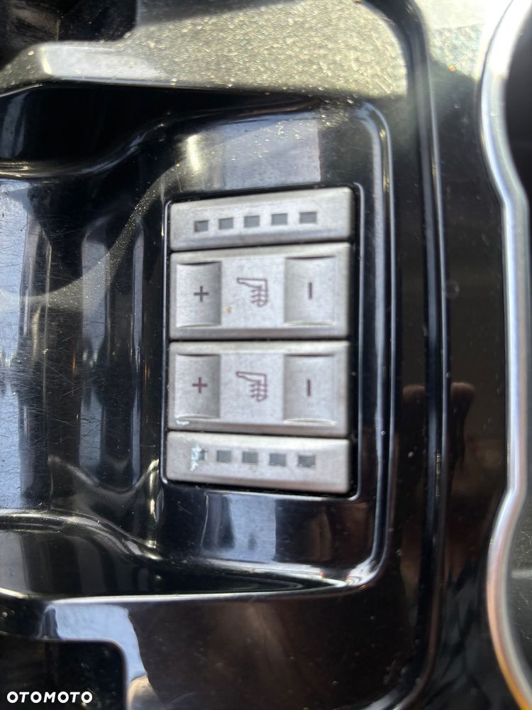 Ford Galaxy 2.0 TDCi Titanium - 28