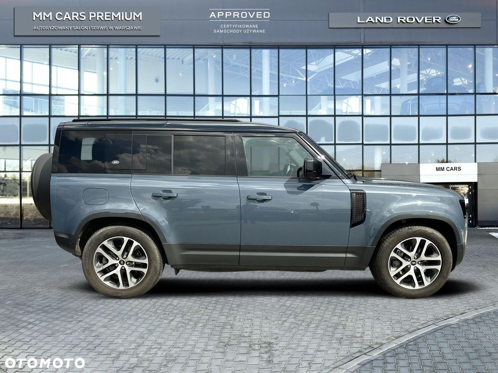 Land Rover Defender - 8