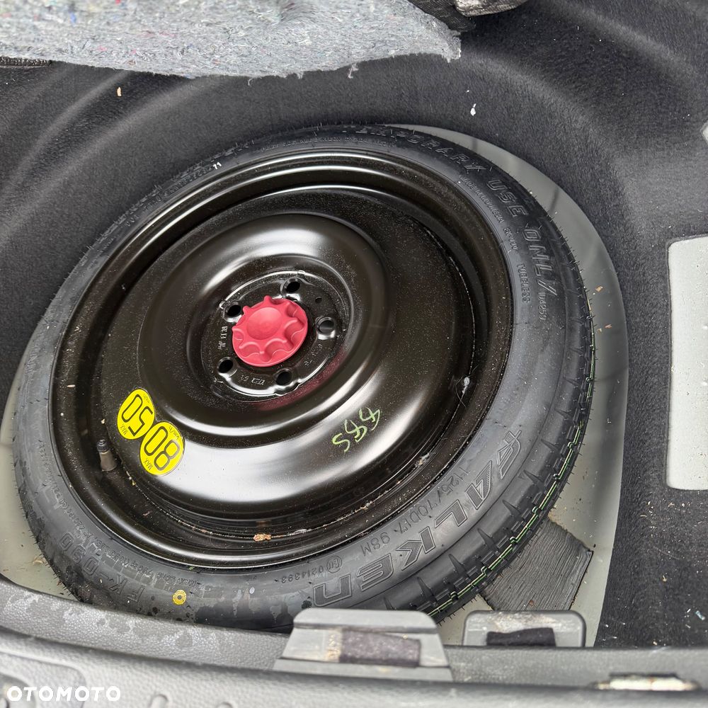 Toyota Corolla 1.8 Hybrid Comfort - 8