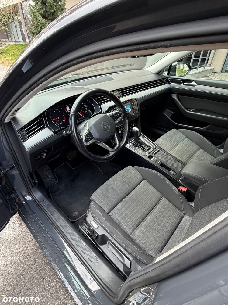 Volkswagen Passat 2.0 TDI Business DSG - 21