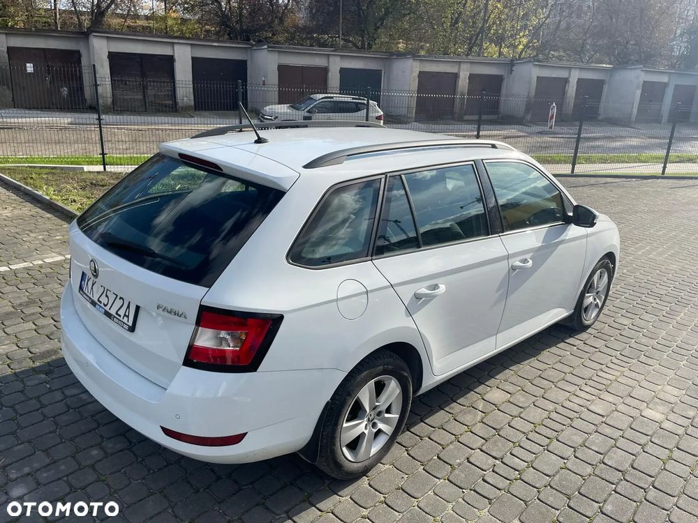Skoda Fabia - 4
