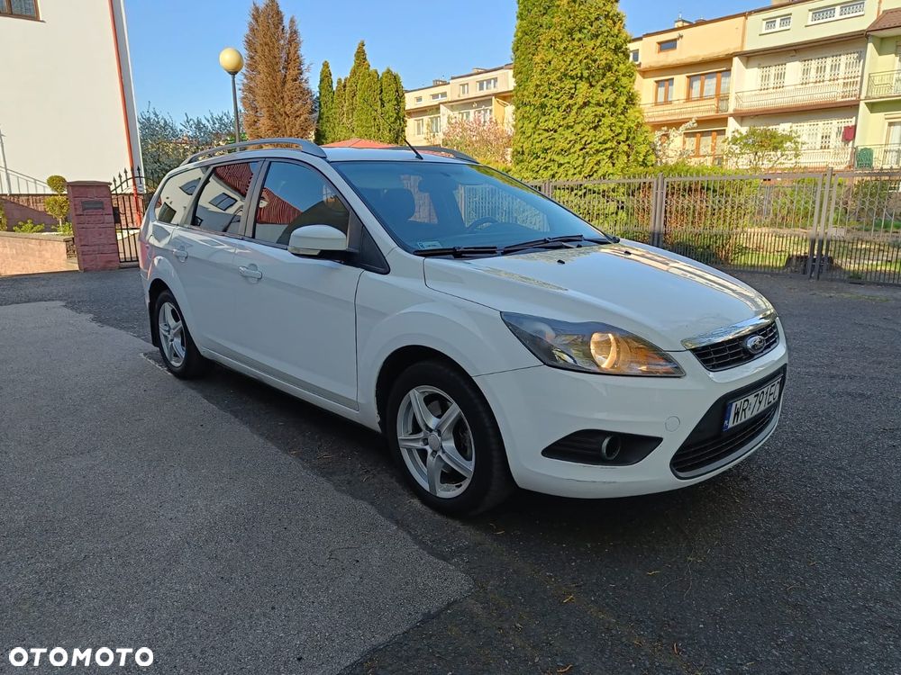 Ford Focus ver-1-8-tdci-trend-plus - 8