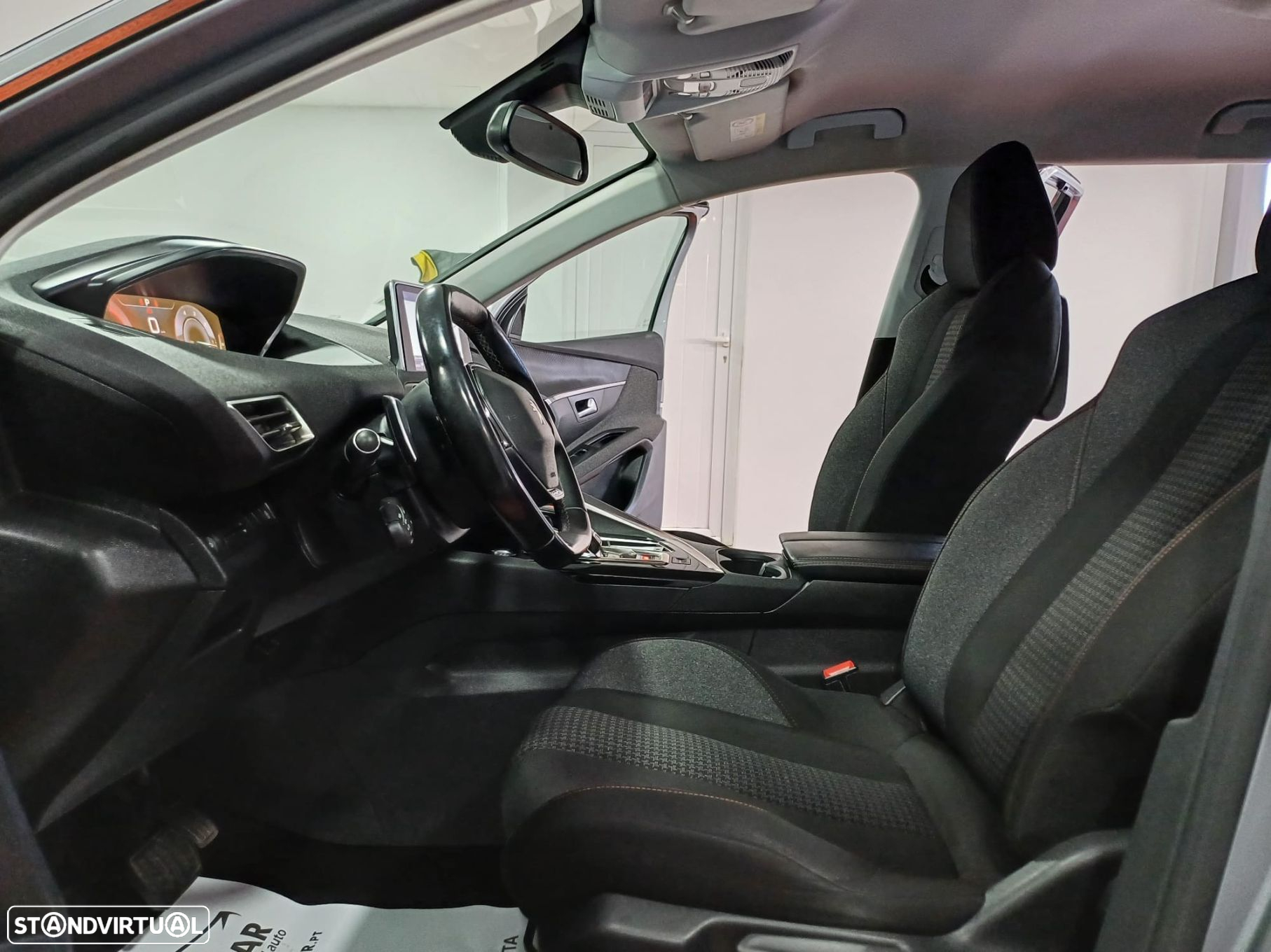 Peugeot 5008 1.5 BlueHDi Allure EAT8 - 10