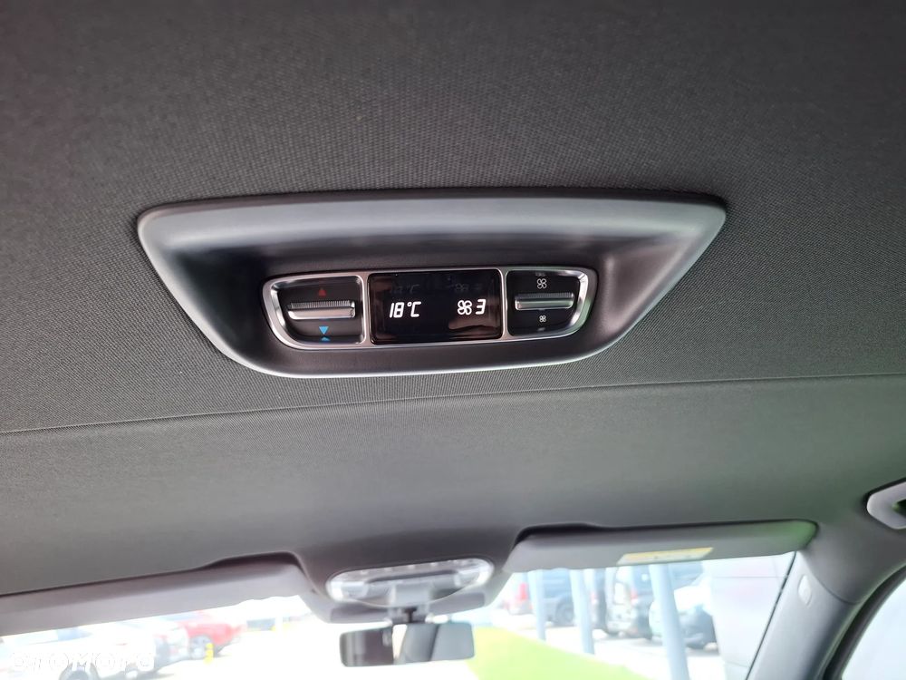 Mercedes-Benz Klasa V 250 d 4-Matic Avantgarde 9G-Tronic (d³ugi) - 39
