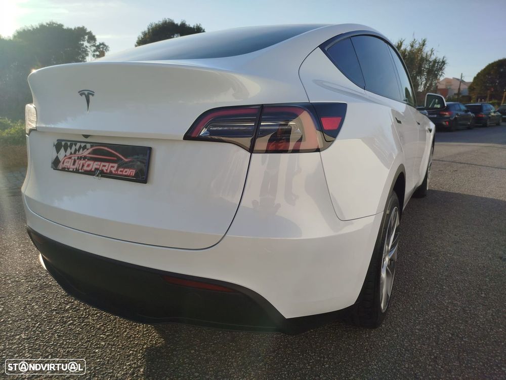 Tesla Model Y RWD - 17