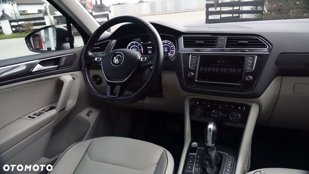 Volkswagen Tiguan - 33