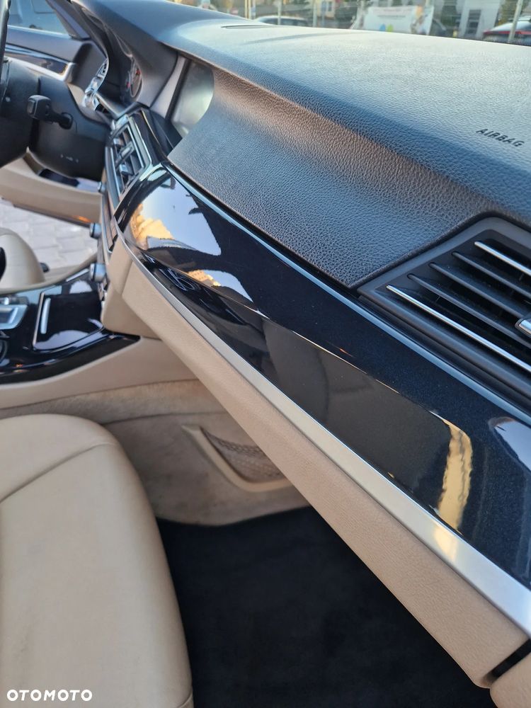 BMW Seria 5 - 17