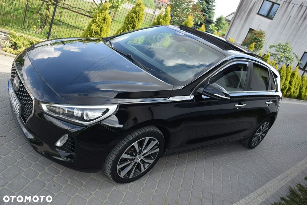 Hyundai i30 1.6 D Premium - 18