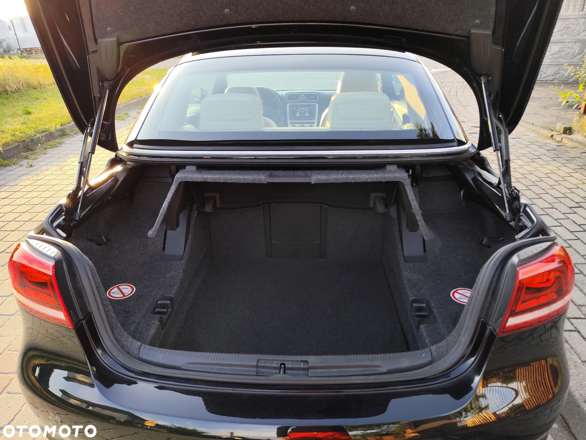 Volkswagen Eos 2.0 TDI DPF BlueMotion Technology - 26