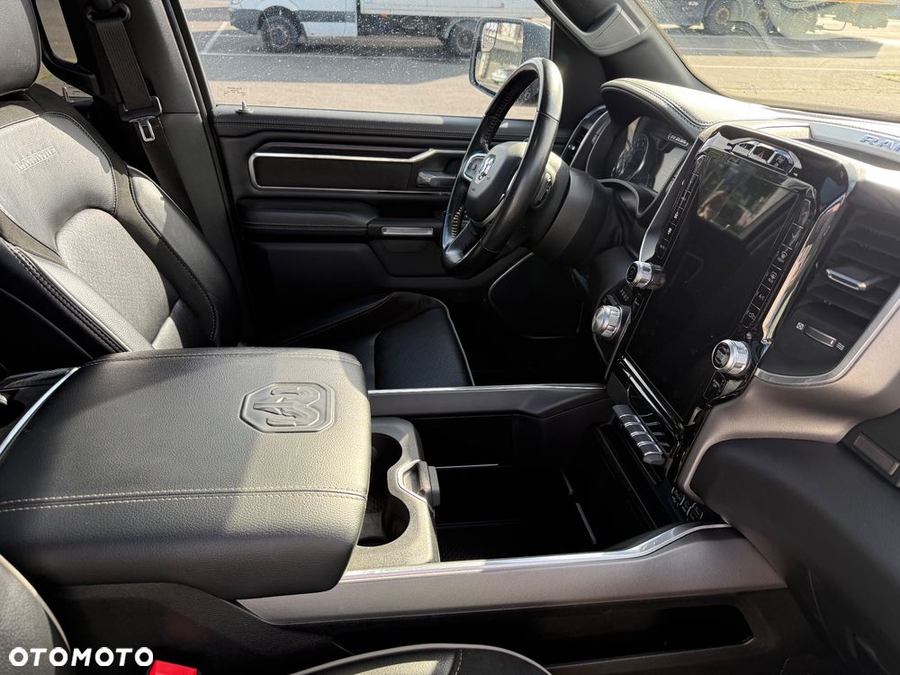 RAM 1500 5.7 Crew Cab Longbed Laramie Black - 28