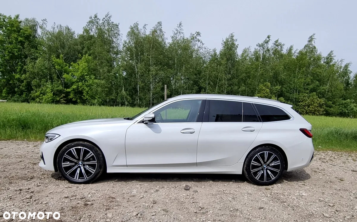 BMW Seria 3 320d xDrive Luxury Line sport - 4