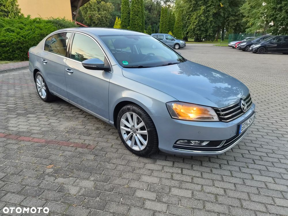Volkswagen Passat 2.0 TSI Exclusive - 7
