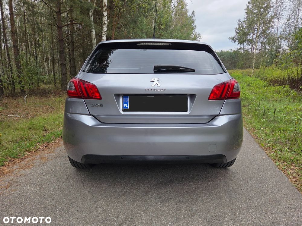 Peugeot 308 - 4