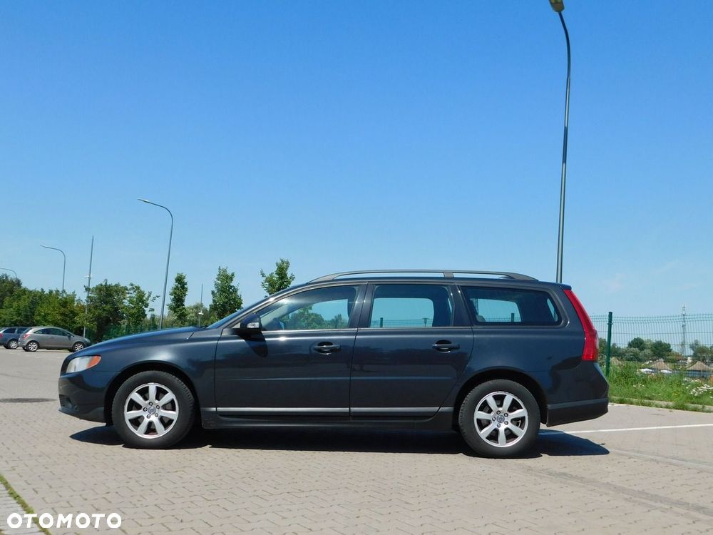 Volvo V70 2.0D Momentum - 26