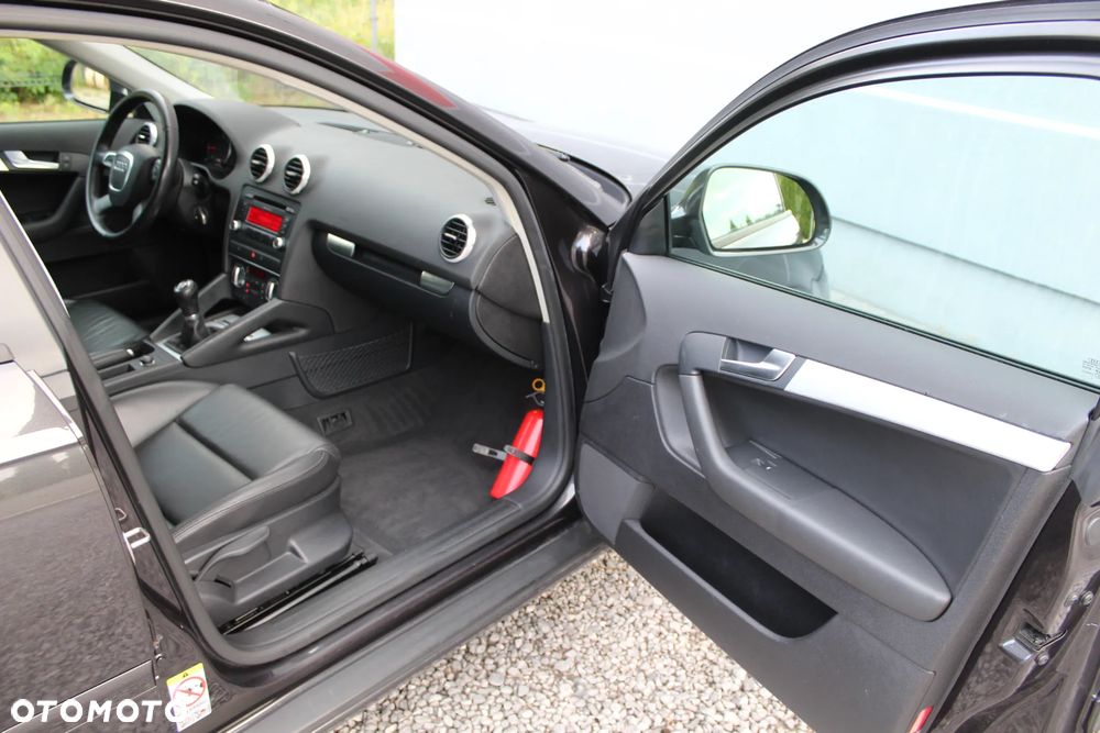 Audi A3 Sportback - 25