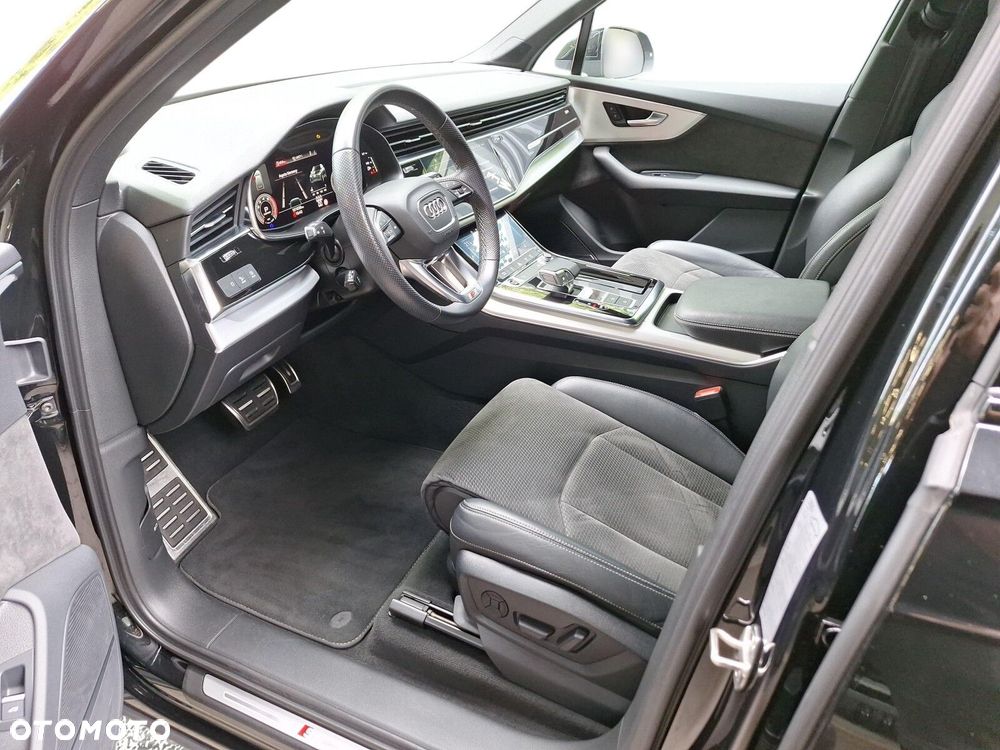 Audi Q7 55 TFSI mHEV Quattro S Line Tiptr - 11