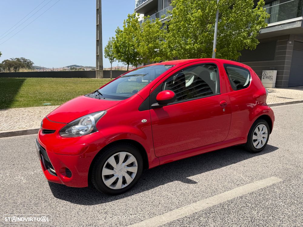 Toyota Aygo 1.0 Red Edition - 3