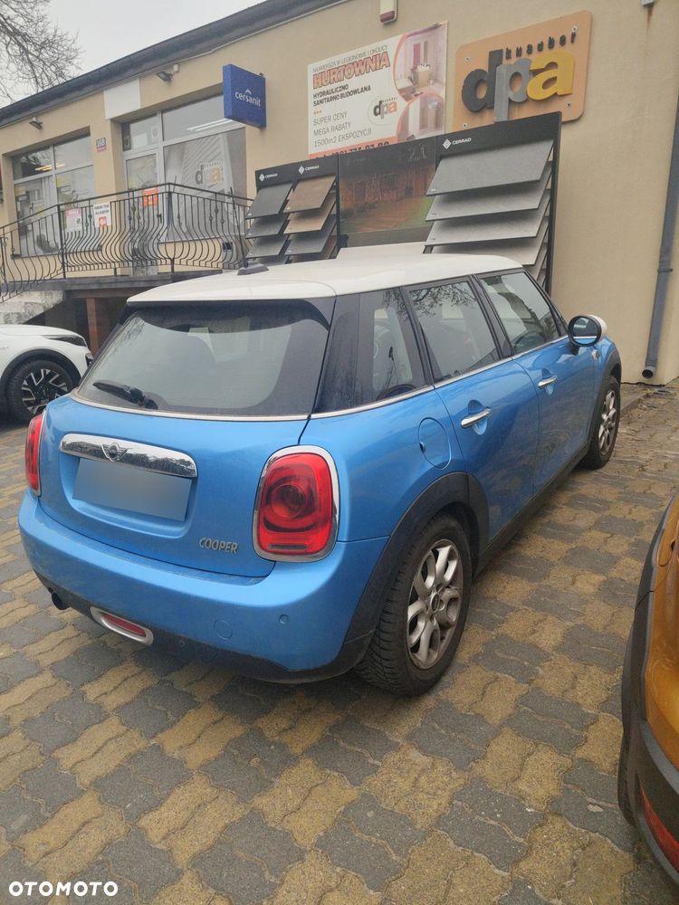 MINI Cooper Standard - 2