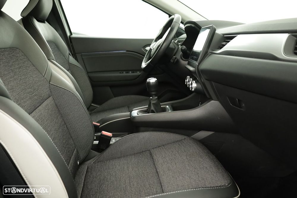 Renault Captur 1.0 TCe Techno Bi-Fuel - 23