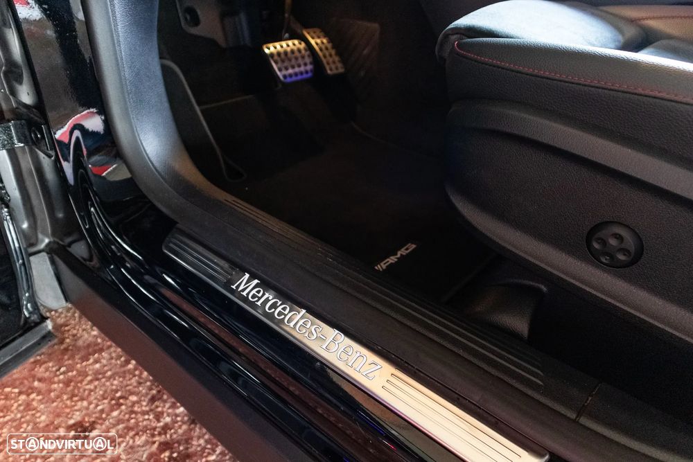 Mercedes-Benz GLB 220 d AMG Line - 11