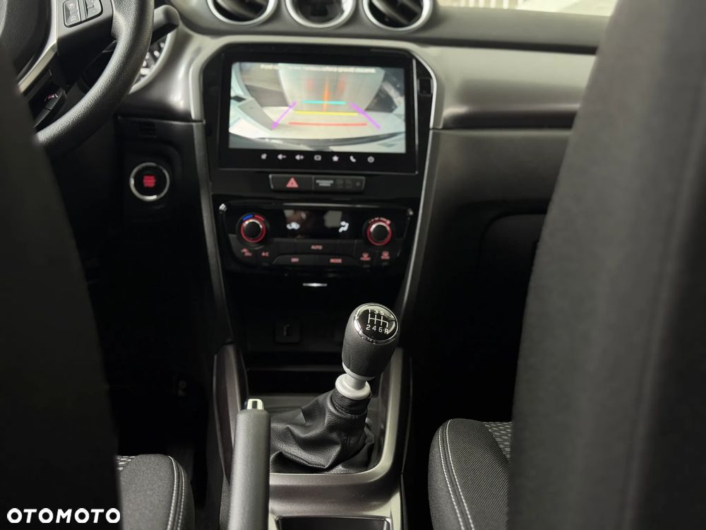 Suzuki Vitara 1.4 Boosterjet mHEV Premium 2WD - 19