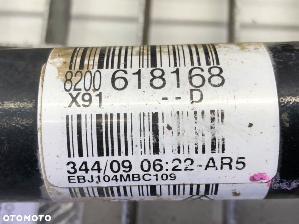 PÓŁOŚ PRAWY PRZÓD  RENAULT LAGUNA III (BT0/1) 2007 - 2015 2.0 dCi (BT01, BT08, BT09, BT0E, BT0K, - 5