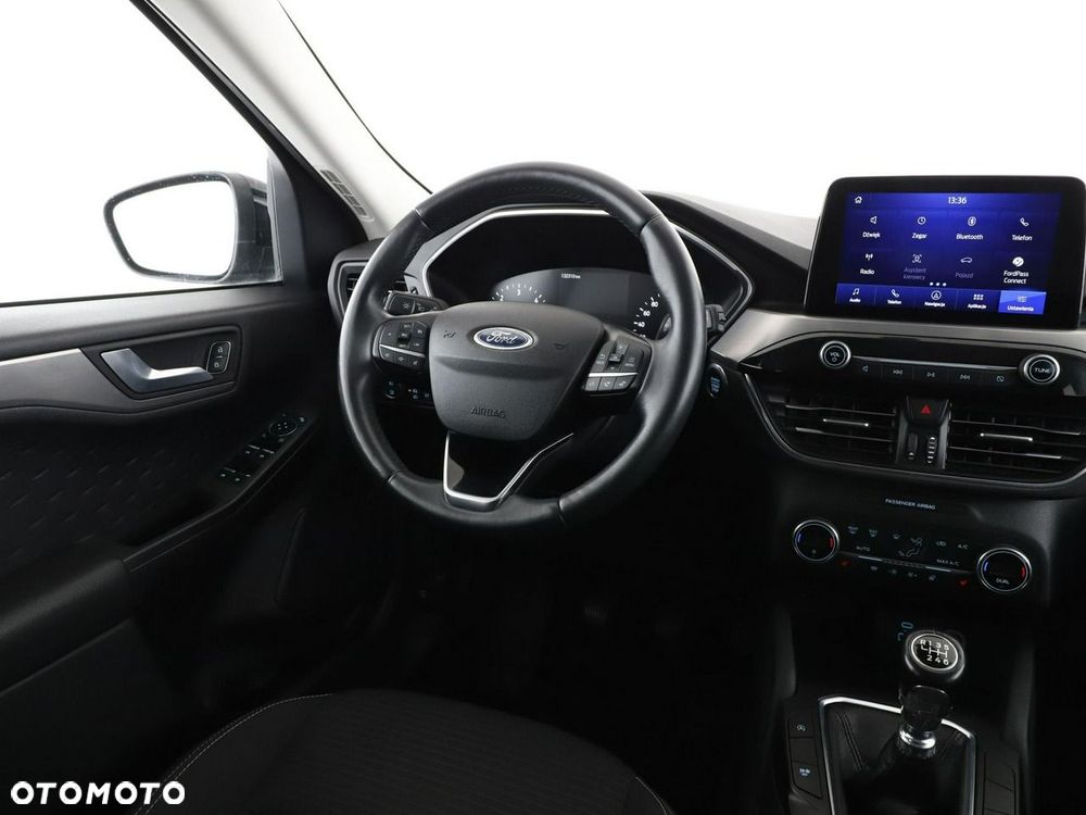 Ford Kuga 2.0 TDCi 2x4 Titanium - 17