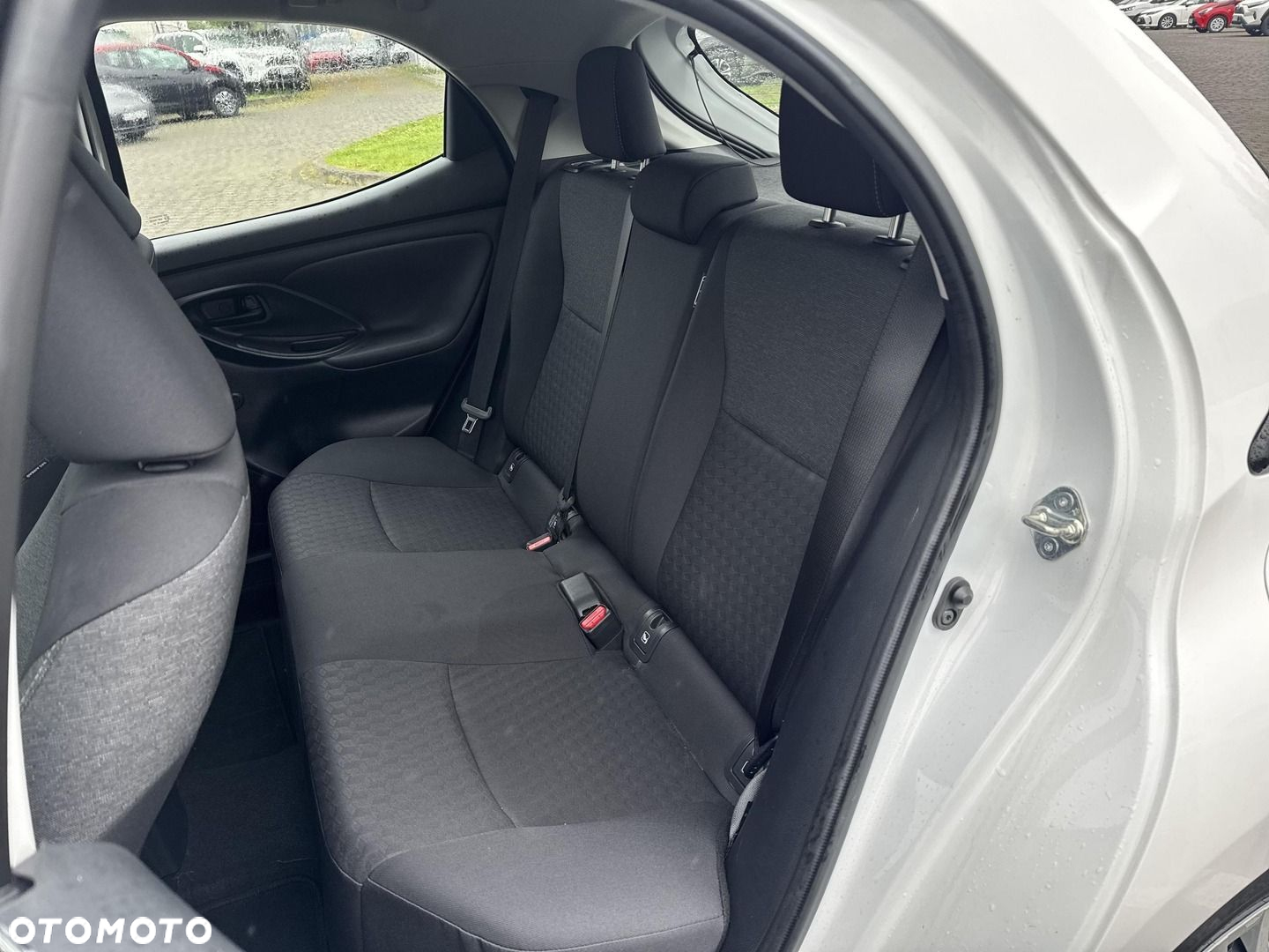 Toyota Yaris 1.0 Comfort - 22