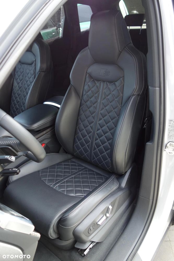 Audi SQ7 4.0 TDI Quattro Tiptronic - 26